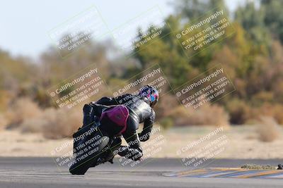 media/Dec-18-2022-SoCal Trackdays (Sun) [[8099a50955]]/Turn 7 Backside (1125am)/